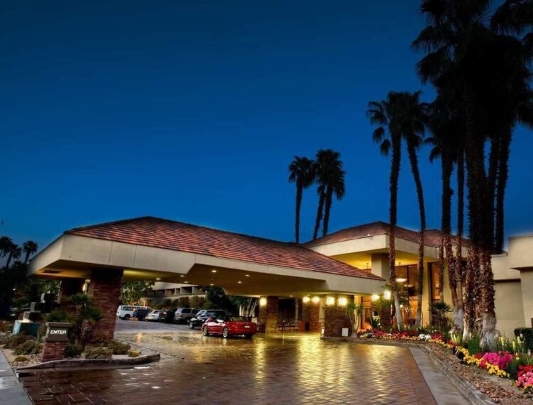 Hilton Palm Springs exterior