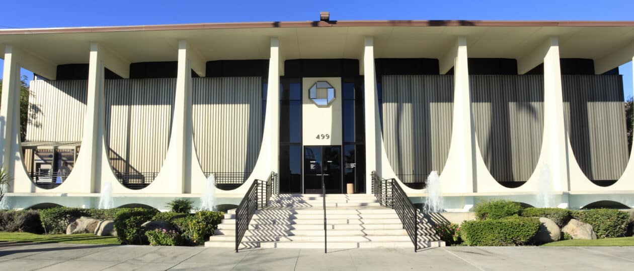 "Palm Springs,United States- November 28,2012: Chase Bank Palm Springs. Originally the Coachella Savings And Loan. Built in 1960. One of the many Mid Century Desert Modernism buildings that have been preserved in Palm Springs California."